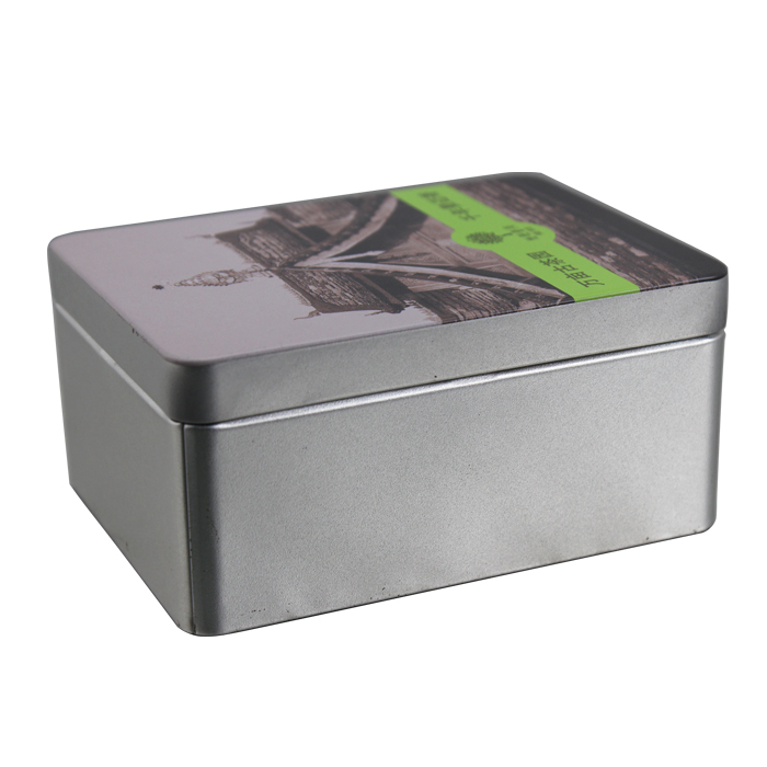 empty tea tinplate cans