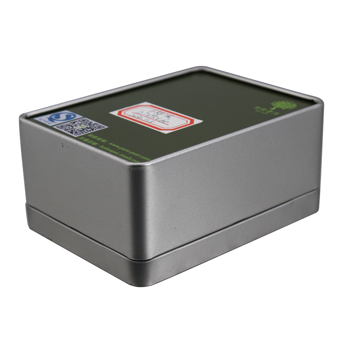 empty tea tinplate cans