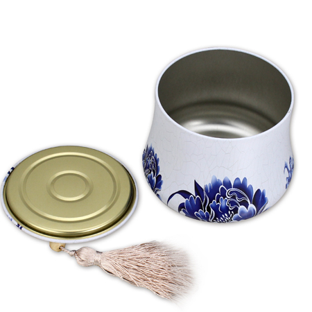 delicate tea tin
