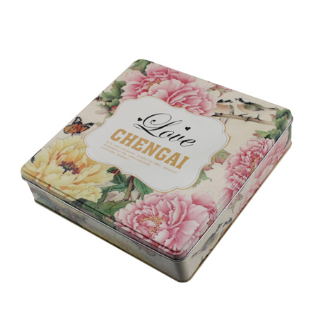 clothes metal tin box