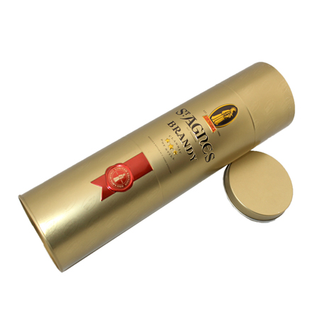 latas cilíndricas de vino de uva