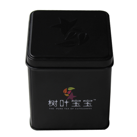 pequeñas latas cuadrados té