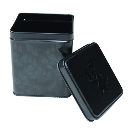 pequeñas latas cuadrados té