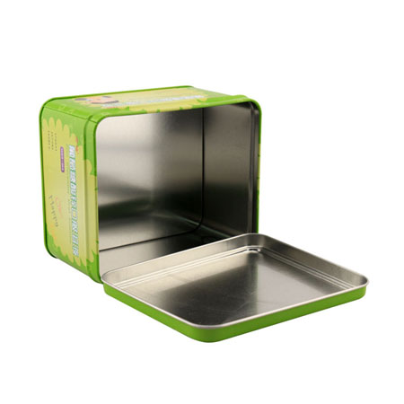 niños latas de alimentos