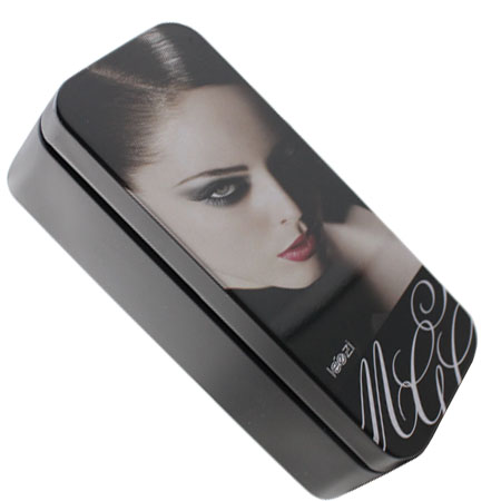 de color negro componen latas