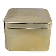 cuadrado de oro de lata regalo