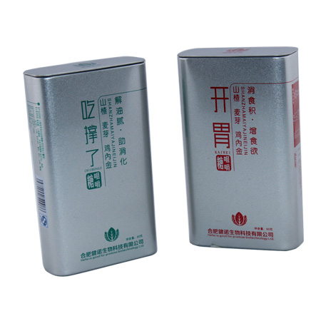 lata del caramelo de menta puede